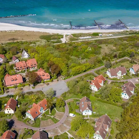 Ferienhaussiedlung Strandperlen Kuestenhof 1a * Wustrow (Fischland)